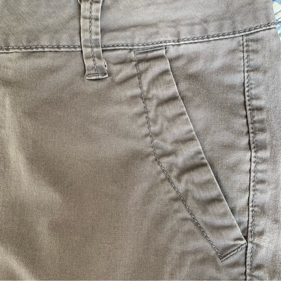 SO gray Bermuda shorts size 9 - Picture 3 of 5